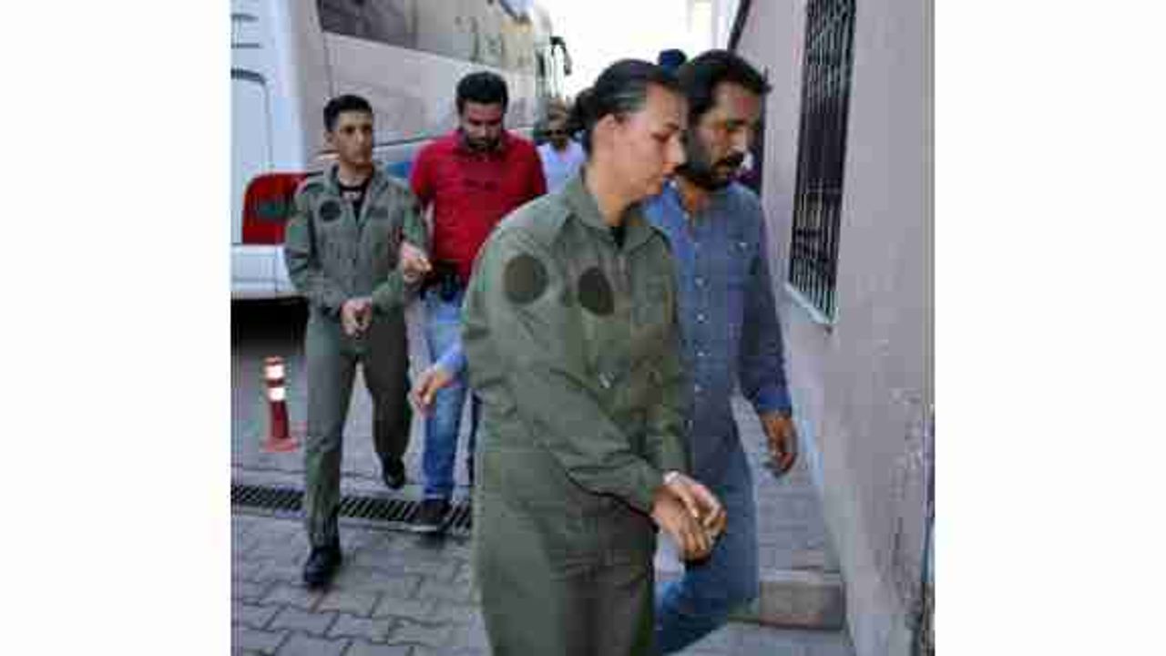 Kayseri’de izinsiz askeri uçak kaldıran 48 subay ve astsubay tutuklandı
