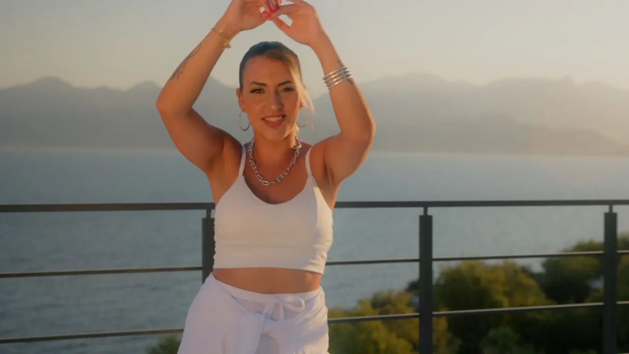 Aslı Demir: "Yeni Şarkım umarım herkesin müzik listelerine girer"