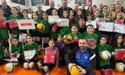 Artvinspor Kadın Voleybol Takımı 1 yaşında