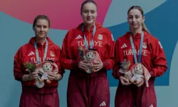 Bursa Büyükşehir'li Özge Yılmaz'dan masada gümüş madalya