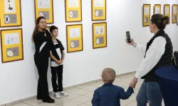 Rıfat Ilgaz'ın 'Öksüz Civciv'i çocukların çizimleriyle hayat buldu