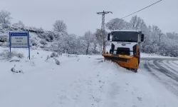Bursa İnegöl Belediyesi karla mücadelede 24 saat sahada
