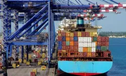 İhracat ve ithalat arttı; dış ticaret açığı genişledi