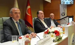 Manisa'da Başkan Dutlulu, Ticaret Odası'nda iş insanlarıyla buluştu