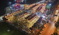 Mersin'de yılbaşı pazarı coşkusu