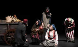 Trabzon'da 'Muhacirlik' oyunu prömiyer yaptı