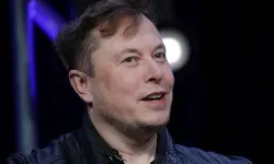 Elon Musk'tan Venezuela operasyonuna internet desteği