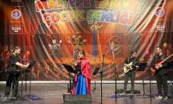 İstanbul Maltepe'de yarıyıl şenliği sürüyor