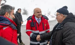 Malatya Büyükşehir ekipleri 7/24 karla mücadelede