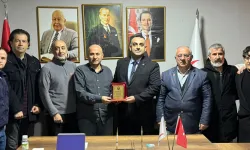 Manisa'da İşitme Engelliler Derneği'nden Yeniden Refah'a ziyaret