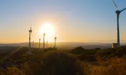 Türkiye'nin elektrik kurulu gücü 122 bin 519 MW'a ulaştı... Yenilenebilir ve yerli kaynaklar öne çıktı