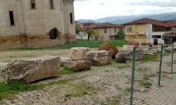 Bilecik'te 1800 yıllık küpler gün yüzüne çıktı