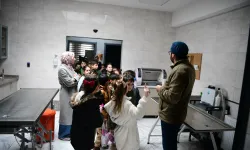 Kocaeli Çayırova'da miniklerden sevgi dolu ziyaret