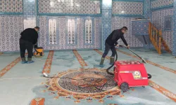 Uzunköprü'de camiler Ramazan öncesi temizlendi