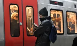 Ankaralılar metroda kesintisiz iletişimle yol alıyor