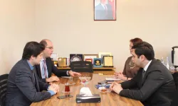 Bakü'de Türkiye-Azerbaycan akademik iş birliği masaya yatırıldı