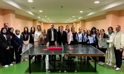 Bursa Mudanya'da masa tenisinde şampiyon Ahmet Rüştü Anadolu Lisesi