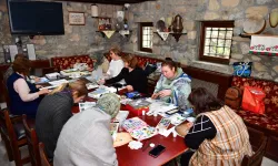 Bursa Osmangazi'de minyatür sanatı kadınlarla hayat buluyor