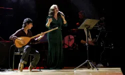 Bursa'da Serenad Bağcan ile 'Caz Pazarı'