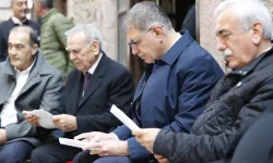 İzmir'de eski başkan Kocaoğlu'dan 'Meslek Fabrikası' desteği