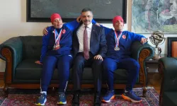 Bakan Çiftçi otizmli sporcuların dünya başarısını kutladı