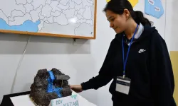 Bilecik'te liseli öğrenciler atıkları coğrafi şekillere dönüştürdü