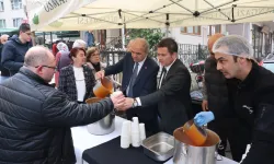 Bursa'da Başkan Aydın'ın Cuma durağı Muradiye Mahallesi oldu