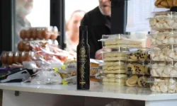 Dorlion zeytinyağı Halk Et Market ve Halk Ekmek raflarında