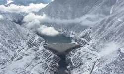 DSİ: Deriner Barajı 2025'te rekor elektrik üretti