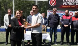 İzmir'de itfaiyecilerden anlamlı turnuva