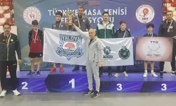 Konya'da masa tenisi ve halterde Karatay rüzgarı