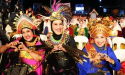 Manisa'da mesir coşkusu sokaklara taştı