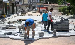 İzmir Bornova'da Tarihi Çarşı'da estetik dönüşüm başladı