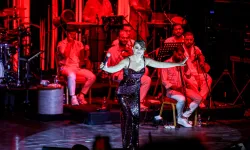 Derya Bedavacı Bursalıları coşturdu