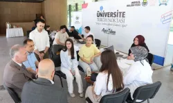 İnegöl Belediyesi tercih sürecinde de öğrencilerin yanında