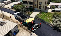 Büyükeceli'de yaşanan yol sorunu tarih oldu