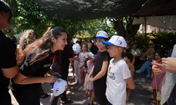 Muğla Büyükşehir yangından etkilenen çocukların yanında