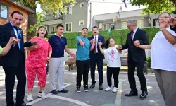 Bursa Yıldırım'da özel öğrencilerin heyecanına ortak oldu