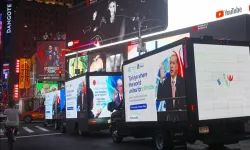 Cumhurbaşkanı Erdoğan'ın mesajları Times Meydanı'nda