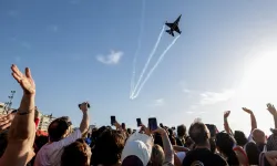 İzmir'de havada karada kurtuluş coşkusu