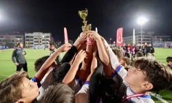 Denizli'de Cumhuriyet kupaları sahiplerini buldu