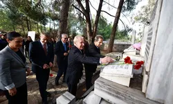 Mahmut Esat Bozkurt Efes Selçuk'ta unutulmadı