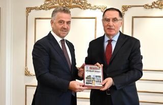 Kamu Başdenetçisi Şeref Malkoç Gaziosmanpaşalılarla buluştu
