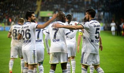 Çaykur Rizespor-Fenerbahçe maçı fotoğrafları