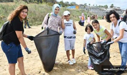 Sarıyer Belediyesi'nden örnek  etkinlik; Kilyos Çevre ve Sanat Günlerine yoğun ilgi