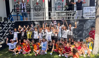Beşiktaşlılar Derneği küçük taraftarları ağırladı
