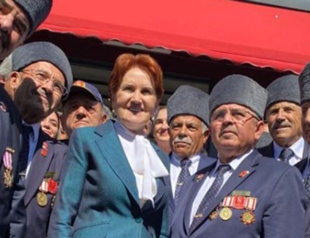 Akşener, Gaziler ile kahvaltıda buluştu; Şehit ve Gazilerin hakkı ödenmez