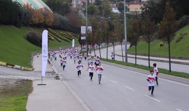 Gaziosmanpaşa'da Cumhuriyet Koşusu Büyük Heyecan oluşturdu
