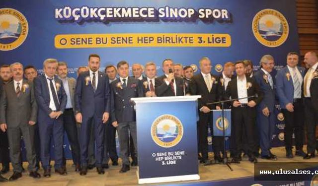 Küçükçekmece Sinopspor gecesinde Hakan Ünsal'ın forması 159 bin TL'ye satıldı!