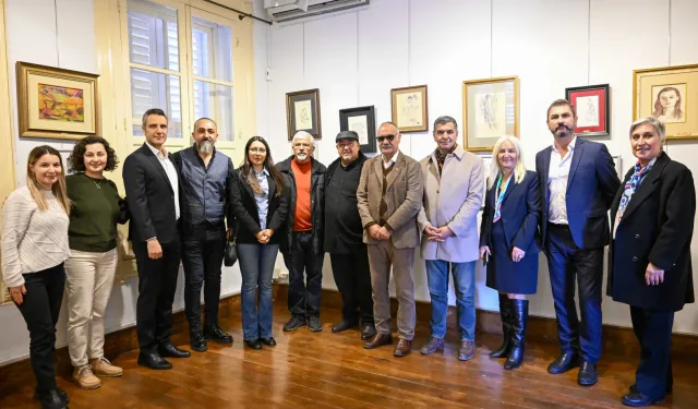 İzmir Bornova'da 'Galeri Hamam Sanat' kapılarını açtı